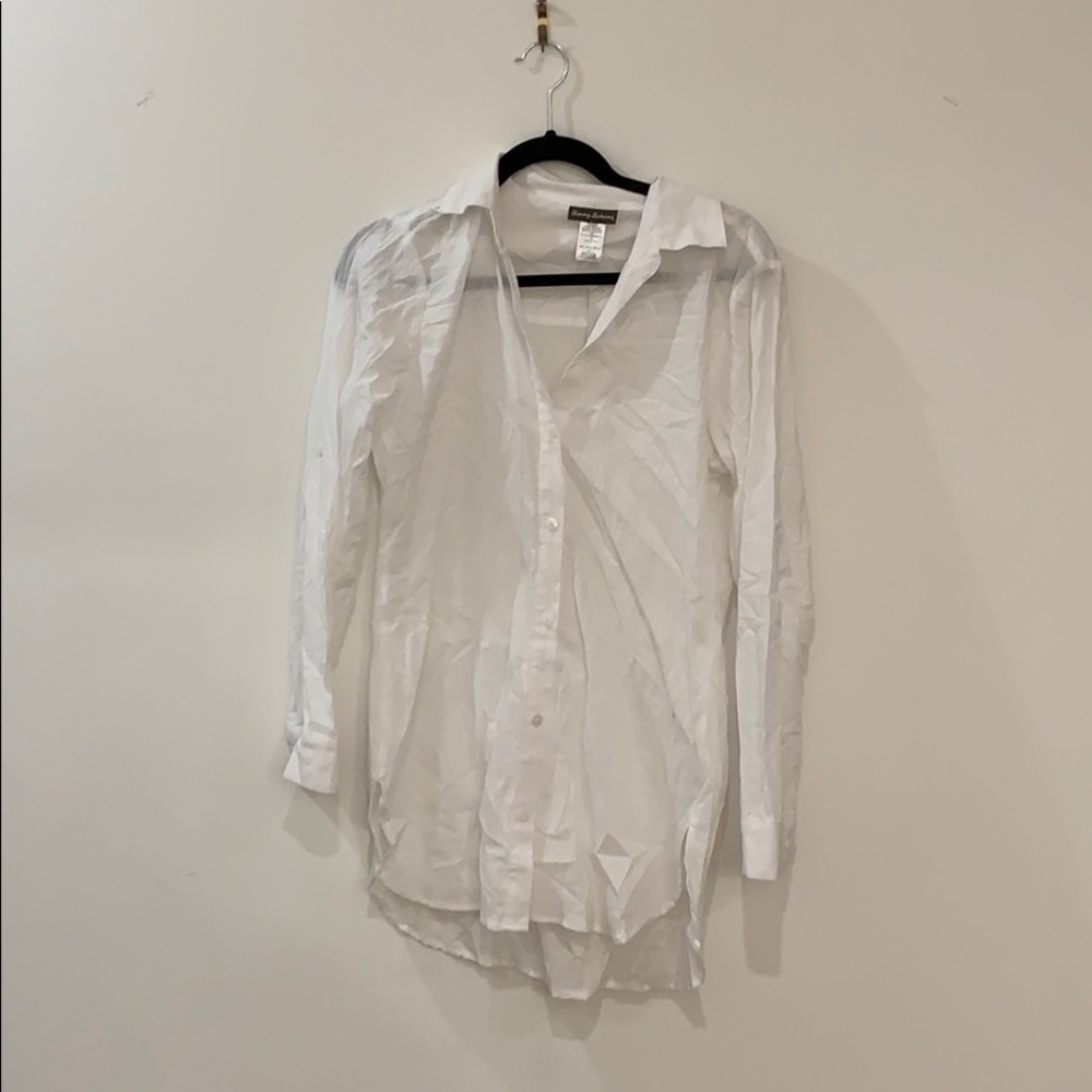 Tommy Bahama crinkle button up boyfriend shirt